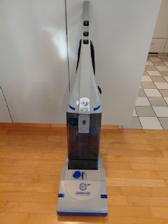 Scheuersaugmaschine (LW30 Pro C) von Taverna AG. Neupreis 1659.60s 1659.60