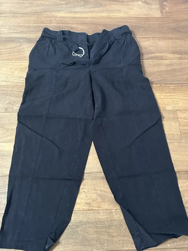 Schwarze Stoffhose