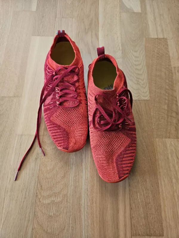Nike Free Hyperfeel Lunar (Rot) mit Flyknit-Obermaterial