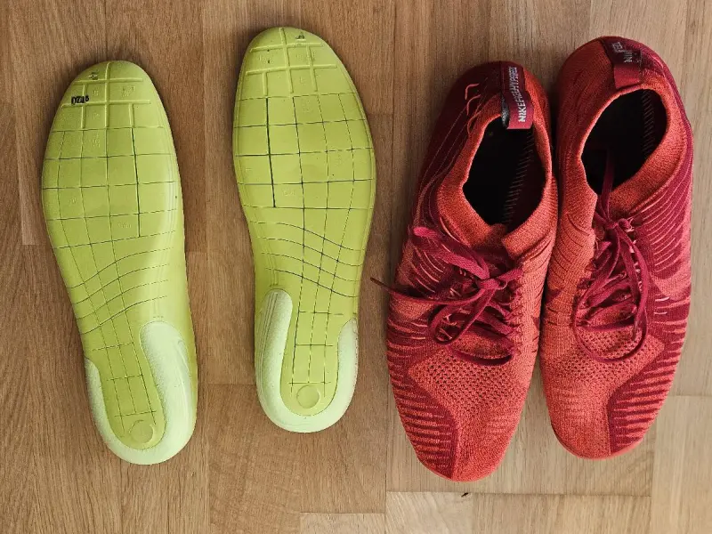 Nike Free Hyperfeel Lunar (Rot) mit Flyknit-Obermaterial