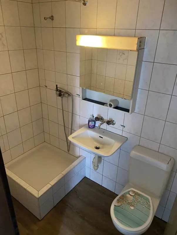 Voll vermietetes MFH an ruhiger Lage - 4,7% BRUTTORENDITE - Fotos 3