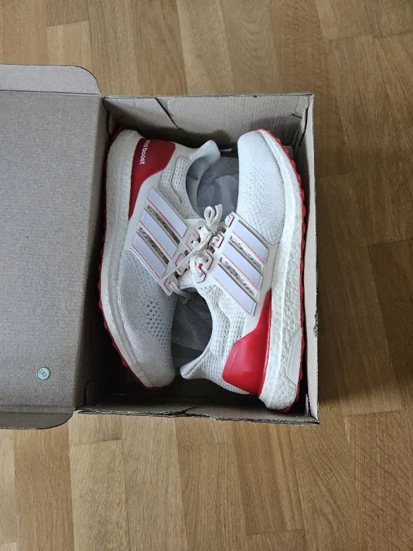 Adidas Ultraboost 1.0 Neu & OVP Größe 45 1/3 (US 11)
