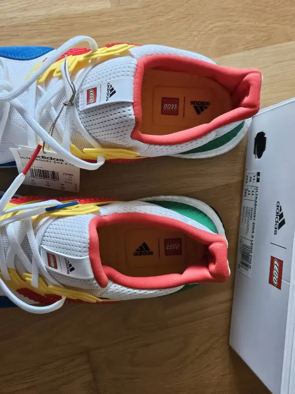 Adidas x LEGO Ultraboost DNA Größe 46  Neu & OVP