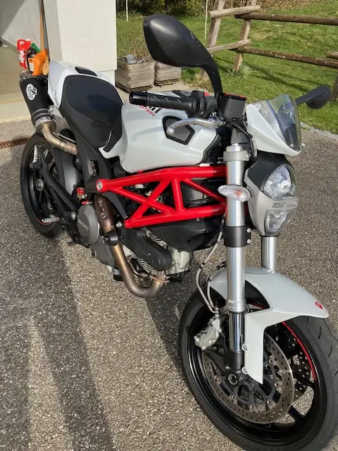 Ducati Monster - Fotos 3