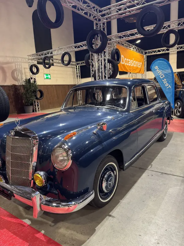 MERCEDES-BENZ PONTON 219