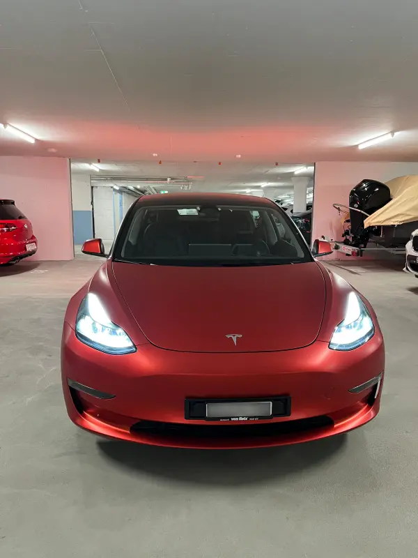 Tesla Model 3 Long Range AWD anodized red (Preis VHB)