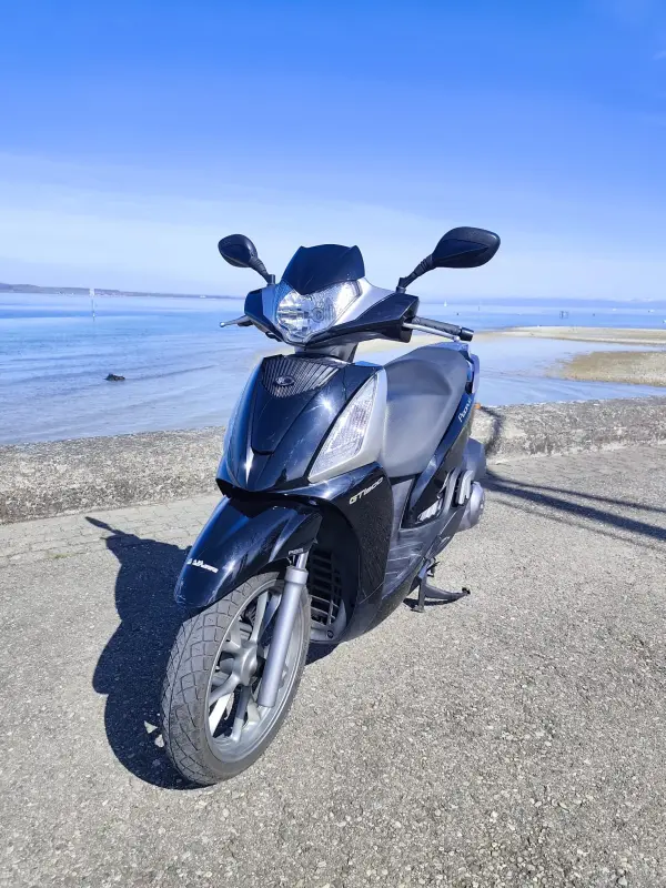 Roller KYMCO PEOPLE 300 gtI
