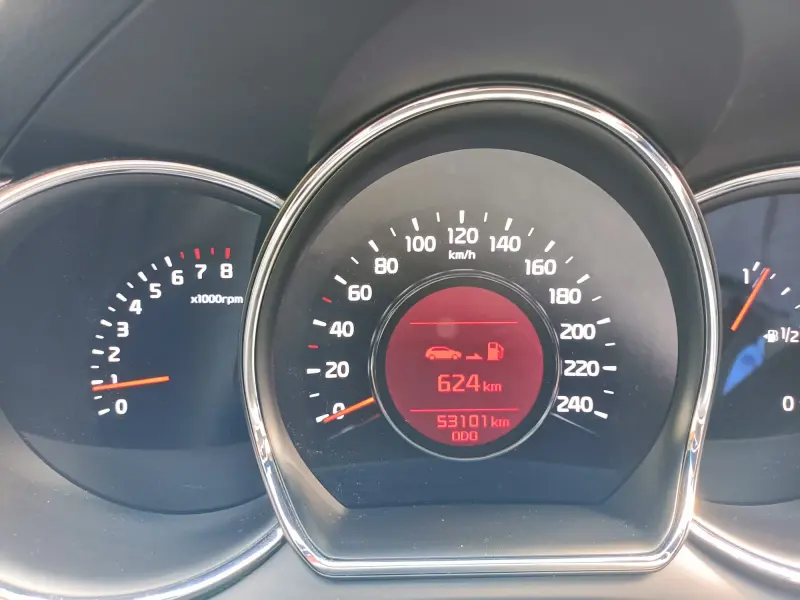 Kia Ceed GT Line 1.0 T-GDI 120 estate su cerchi originali - inverno su cerchi