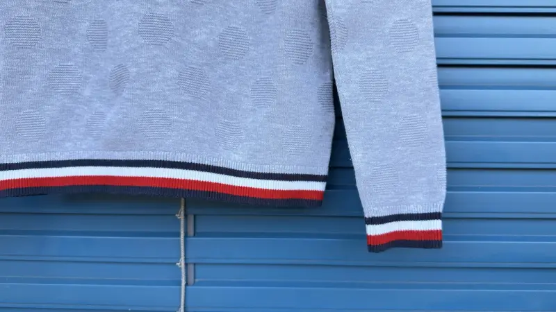 Pull Tommy Hilfiger gris