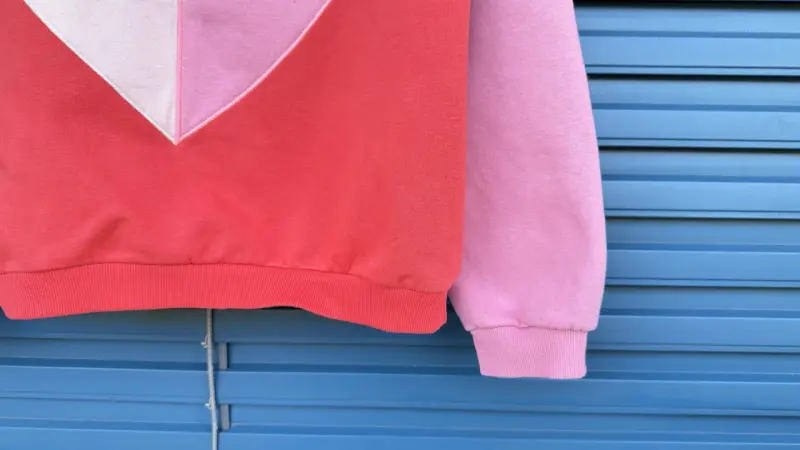 Sweat enfant coeur rose