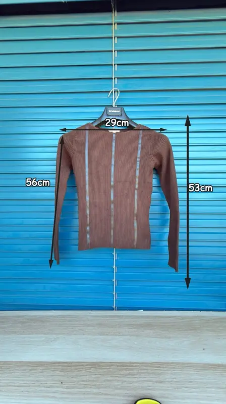 Pull en maille marron