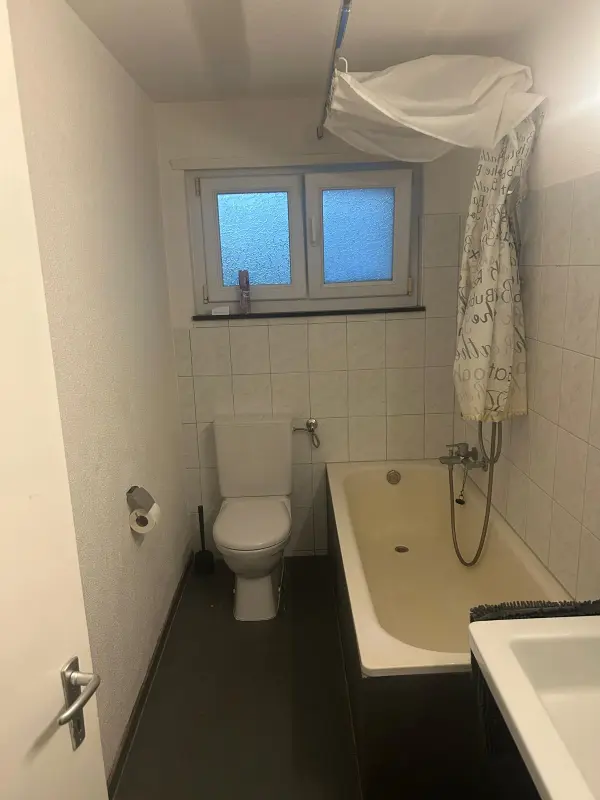 Komfortables Zimmer mit Balkon – Frauenfeld | 800 CHF inkl. | perfekte Verbindung nach Zürich