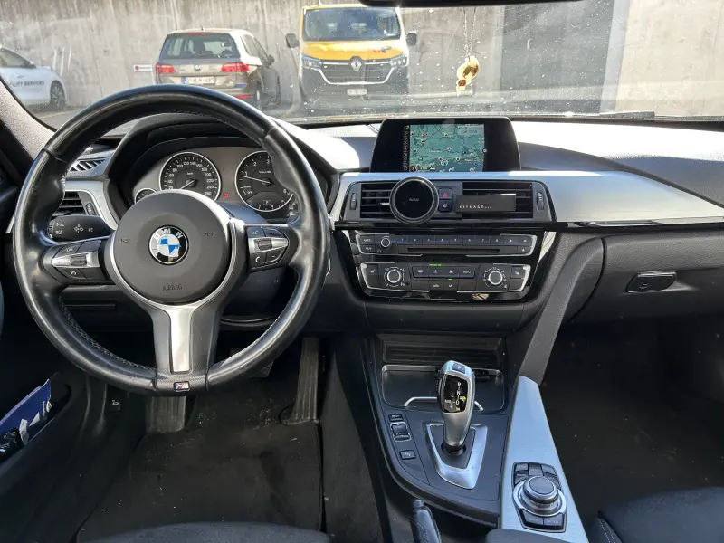 BMW 318d Touring