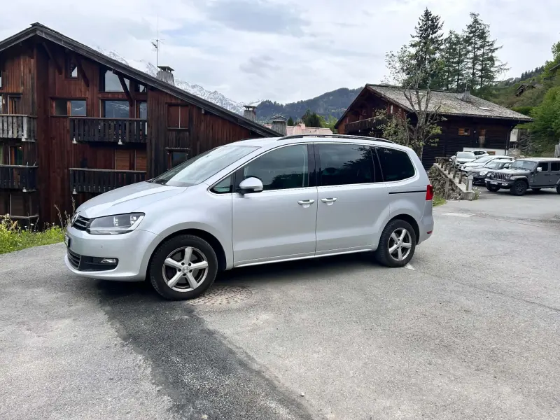 Volkswagen Sharan 2012 – 7 places – Excellent état