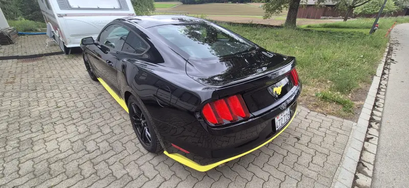 Ford Mustang 2.3 EcoBoost Automat | ab MFK | Top Zustand | Speziallack