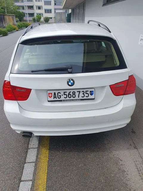 BMW 318d Touring
