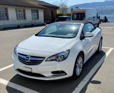 Superne Opel Cascada 1.6l Turbo Cosmo blanche