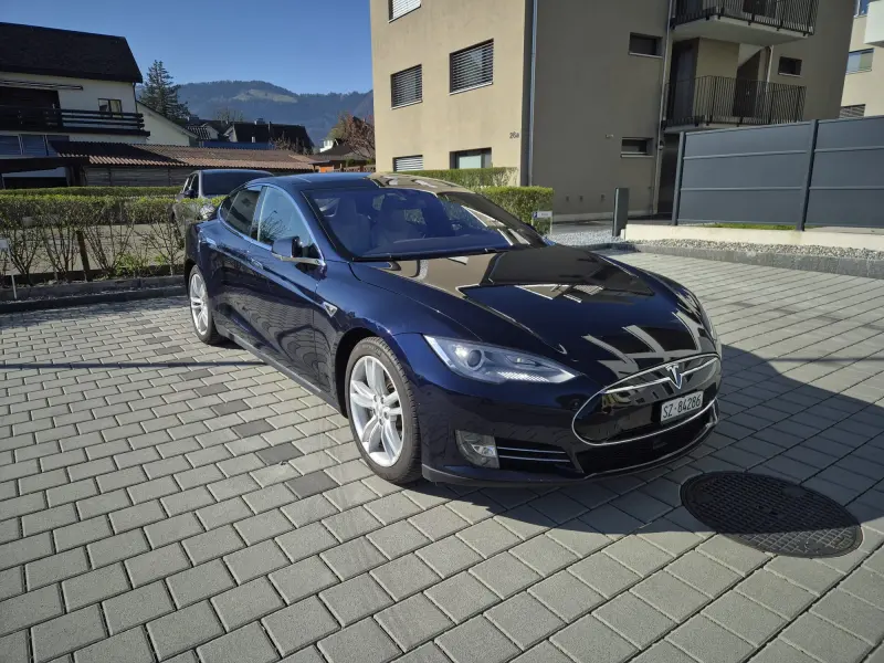 Tesla Model S 85D AWD – FREE Supercharging – Sehr gepflegt