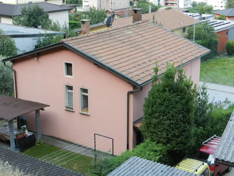 MENDRISIO CASA MONOFAMILIARE IN VENDITA ZONA R2 ESTENSIVA - Fotos 4
