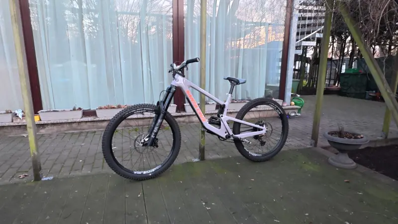 Santa Cruz Nomad CC Fully Mountainbike
