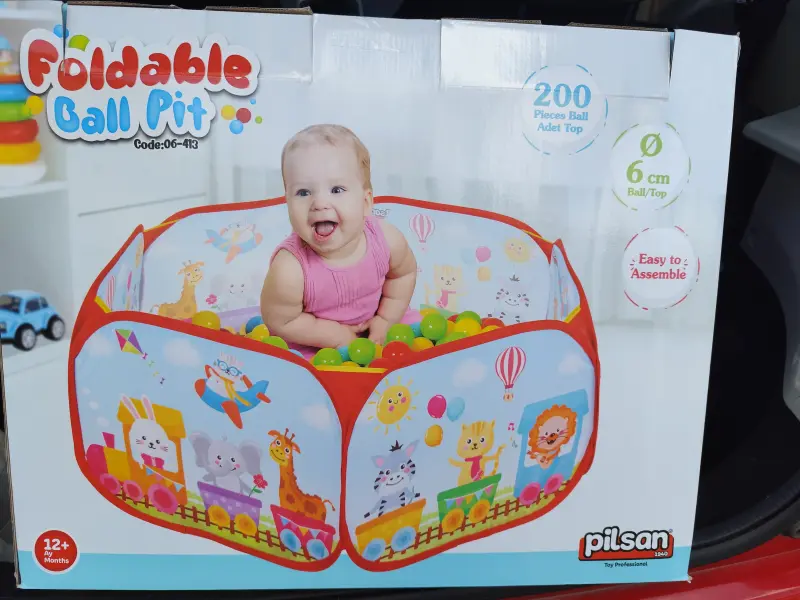 Vendo piscinetta con palline nuova