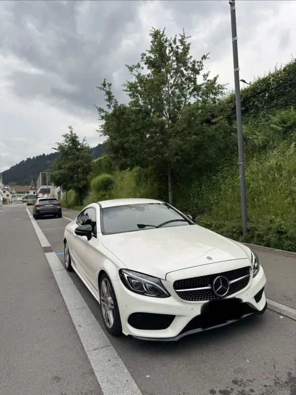 Mercedes-Benz c250d AMG line