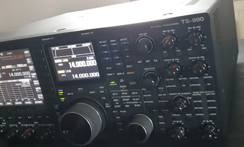 Kenwood TS-990S Transceiver