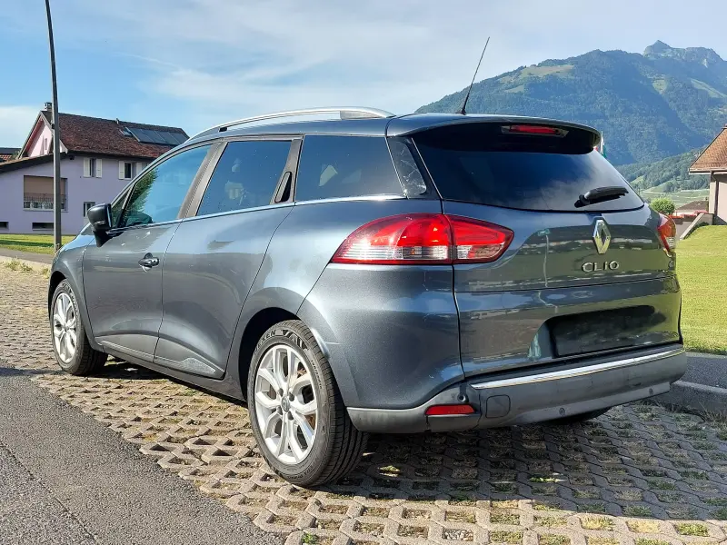 Renault Clio IV ESTATE 1.5 dci intens s/s