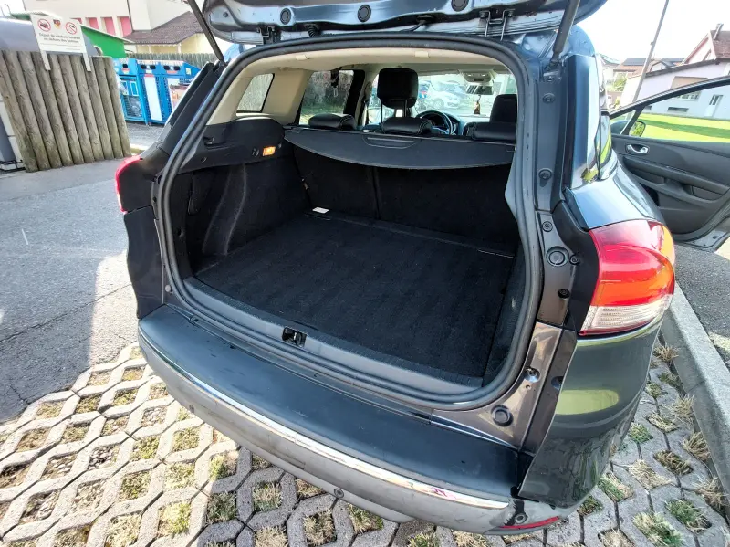 Renault Clio IV ESTATE 1.5 dci intens s/s
