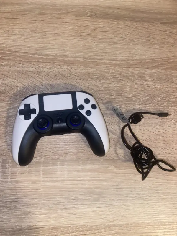 Manette ReadyGorilla PS4 Pro+ Wireless Controller PS4/PC/Switch - Occasion