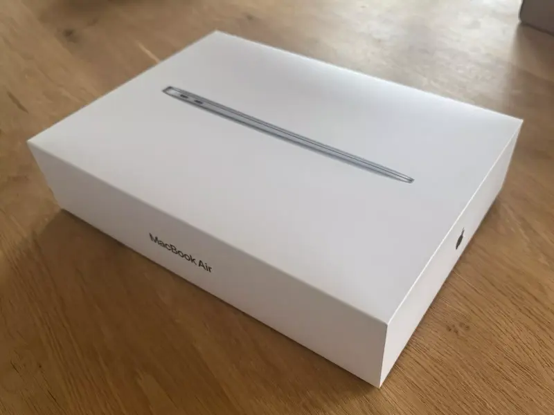 MacBook Air 13 Zoll M1 8 GB 256 GB SSD Space Grau