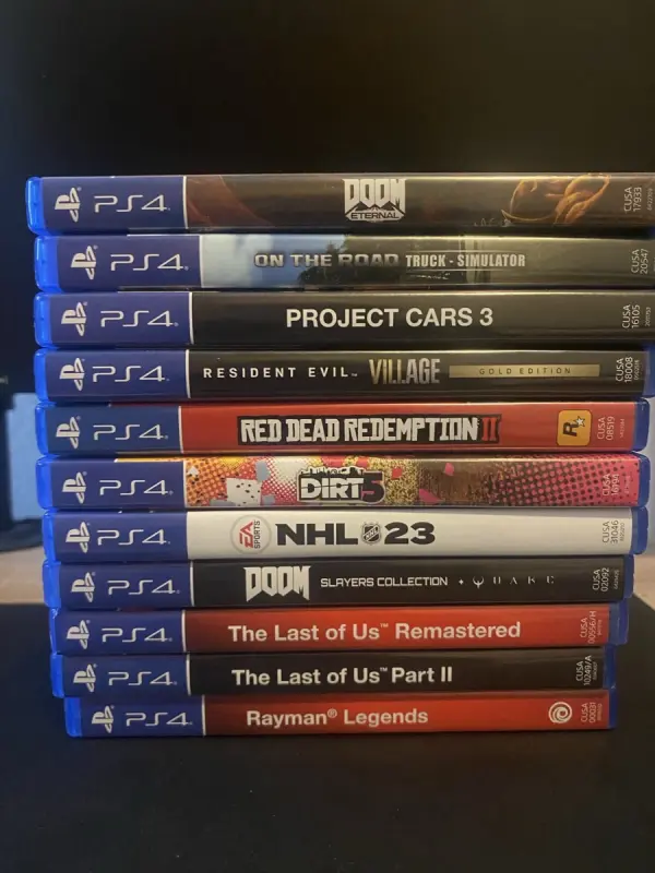 🎮 LOT 11 Jeux PS4 - TLOU 2, RDR2, RE Village, Doom - 140 CHF 🎮
