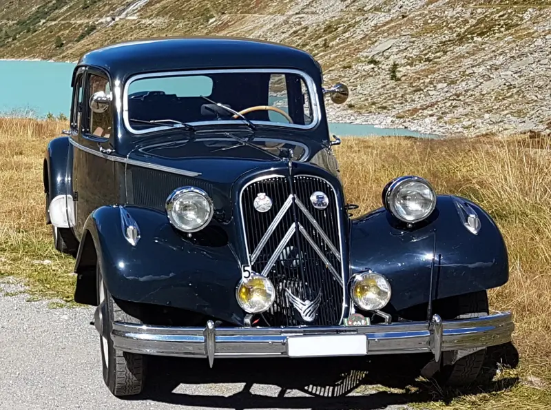 1955 | Citroën Traction Avant 11 BL Légère Veteran