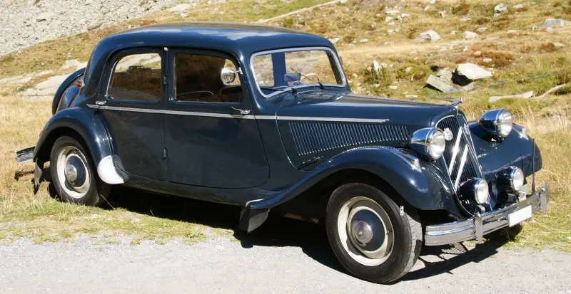1955 | Citroën Traction Avant 11 BL Légère Veteran