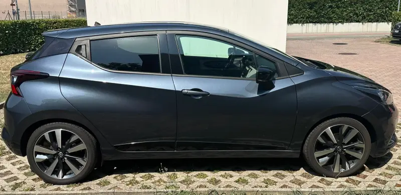 vendesi Nissan Micra