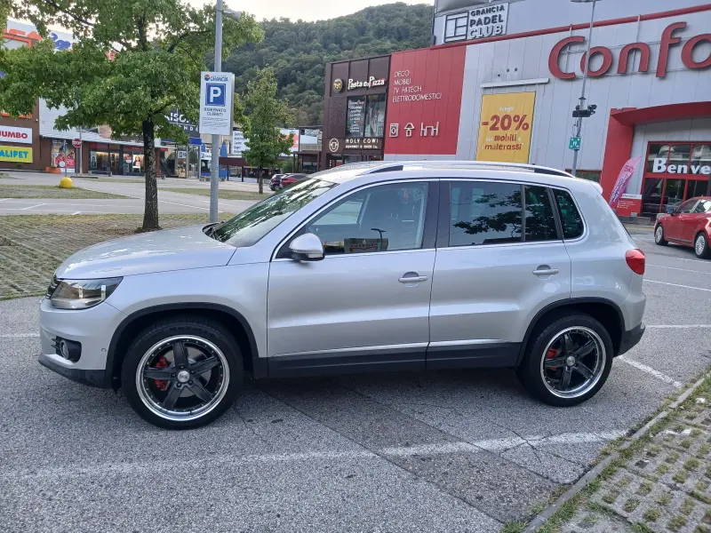 Schone VW Tiguan 2.0 TSI benzina 180 PS 4×4 - Fotos 2