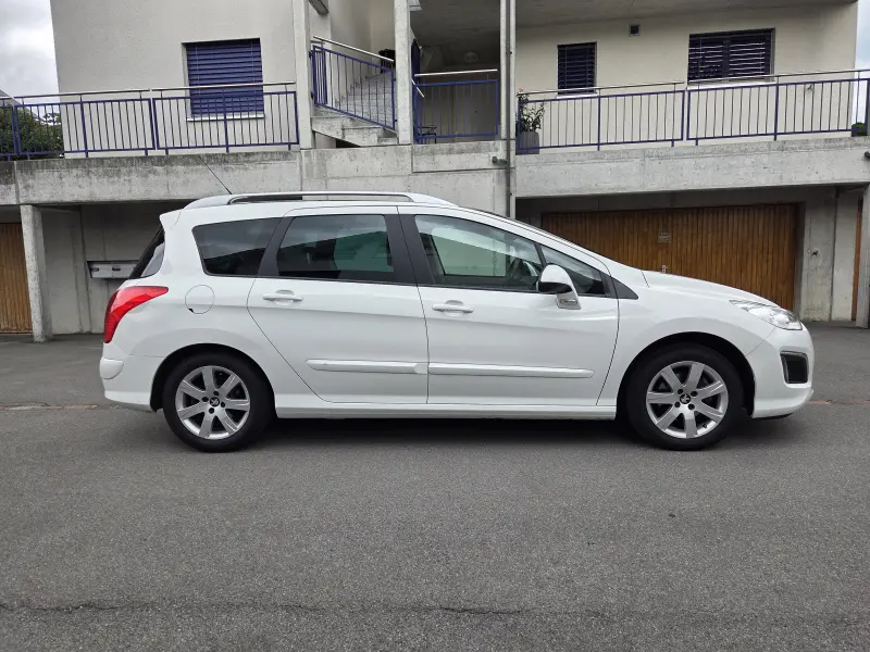 Peugeot 308 SW - Fotos 2