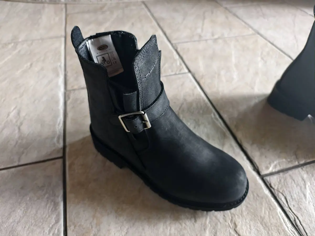 Held Motorradstiefel  Grösse 40 (Neuwertig)