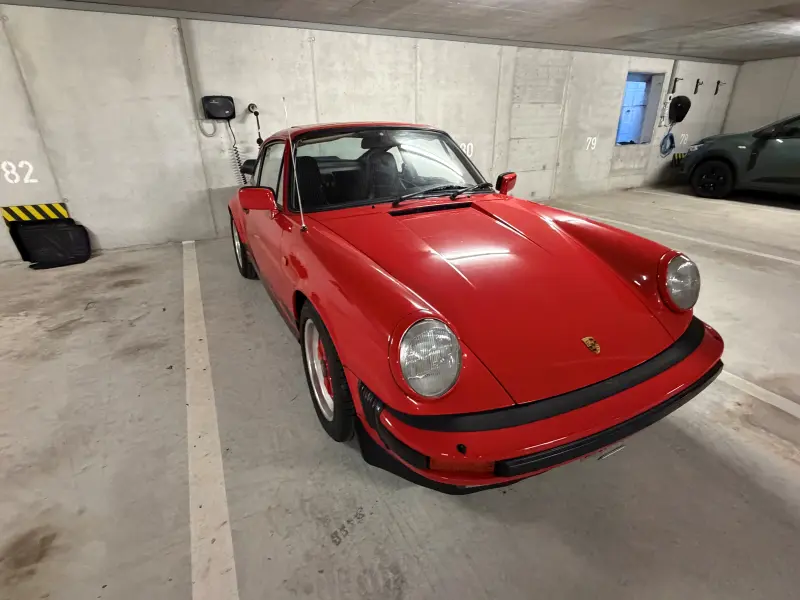 Porsche 911 Carrera 3.2