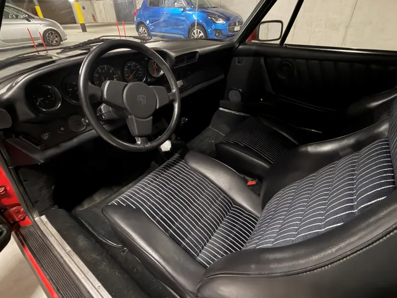 Porsche 911 Carrera 3.2