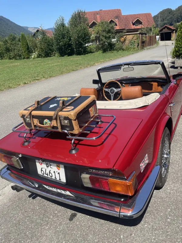 Triumph TR 6 PI - Fotos 2